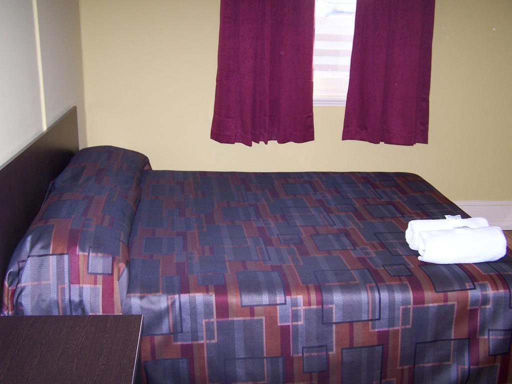 Hotel Moondyne Joe'S Fremantle Habitación foto